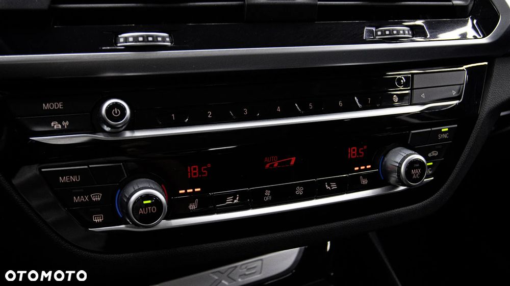 BMW X3 xDrive20i - 24