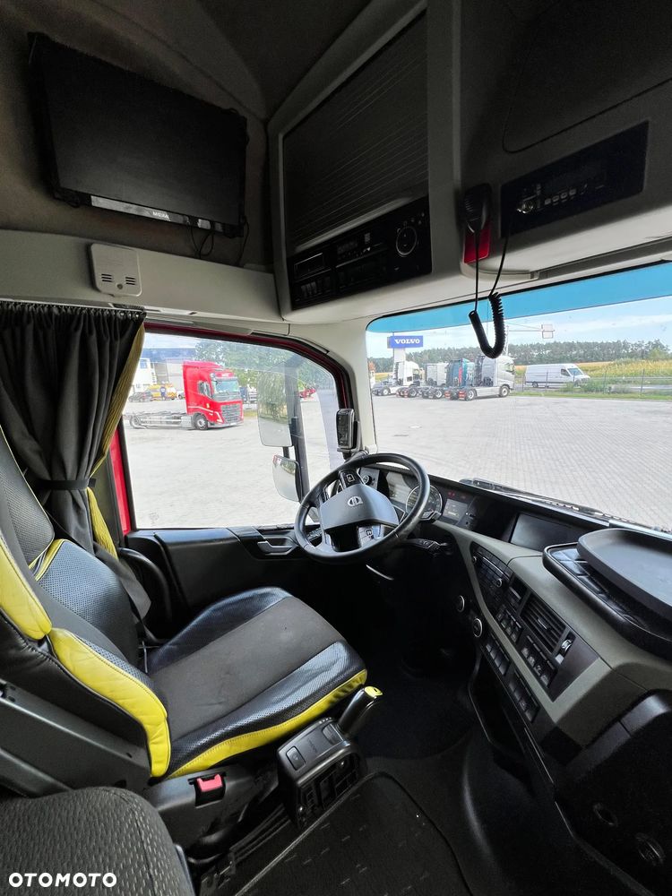 Volvo FH16 750 - 23