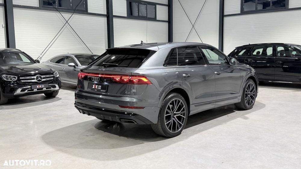 Audi Q8 55 TFSI e quattro Tiptronic PHEV - 4