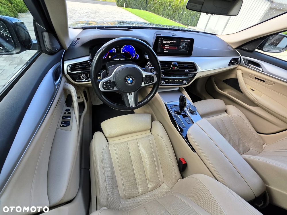 BMW Seria 5 520d xDrive M Sport sport - 6