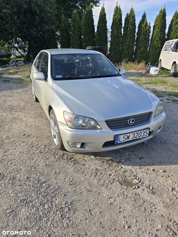 Lexus IS 200 Limited - 5