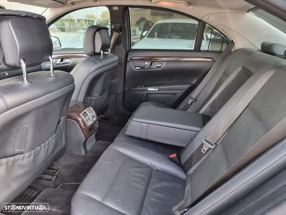 Mercedes-Benz S 250 CDI DPF BlueEFFICIENCY 7G-TRONIC - 24