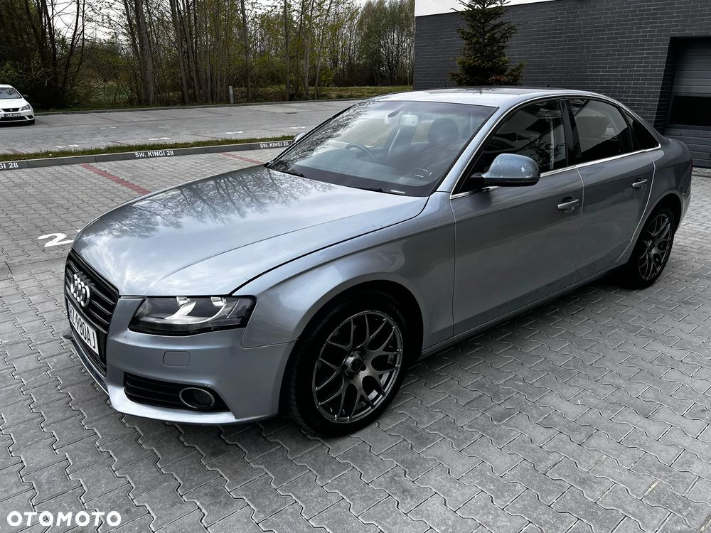 Audi A4 Limousine - 2