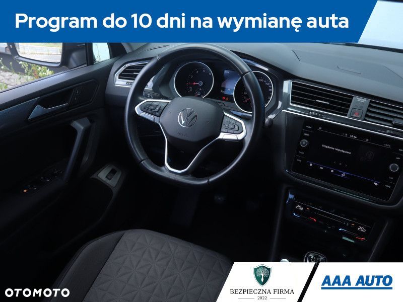 Volkswagen Tiguan - 9