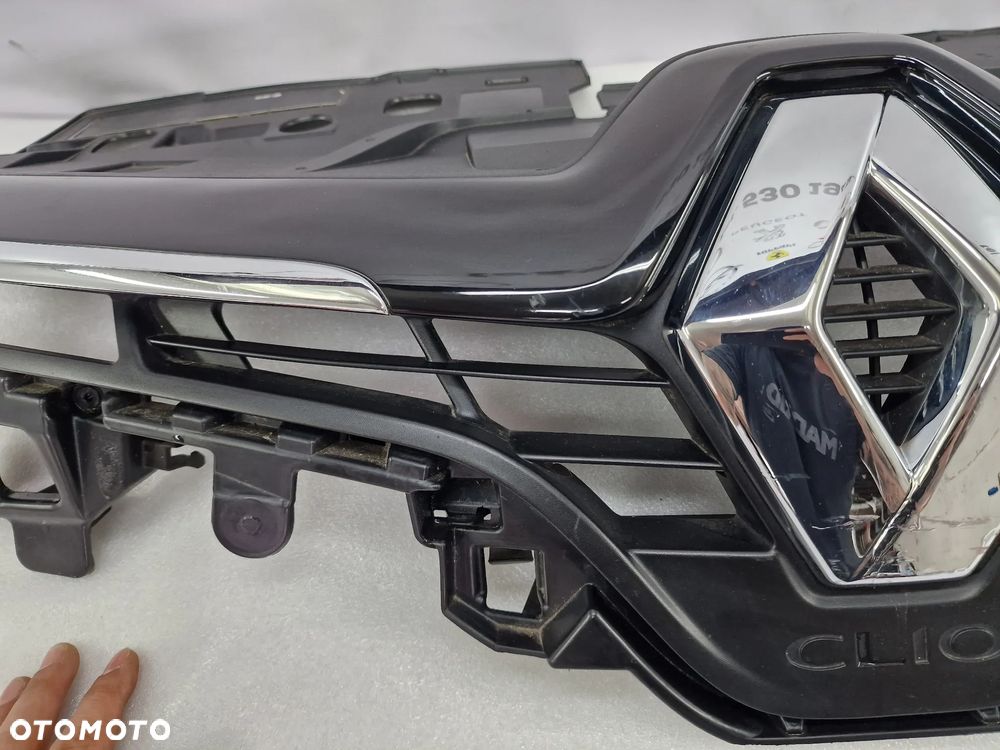 RENAULT CLIO IV 12- ATRAPA / GRILL PRZEDNI PRZÓD , NR 622563184R , NR AUKCJI GR368 - 9