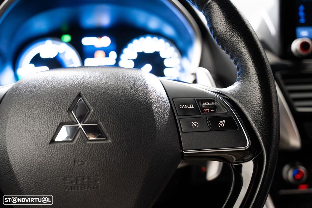 Mitsubishi Eclipse Cross 2.4 PHEV eMotion - 24