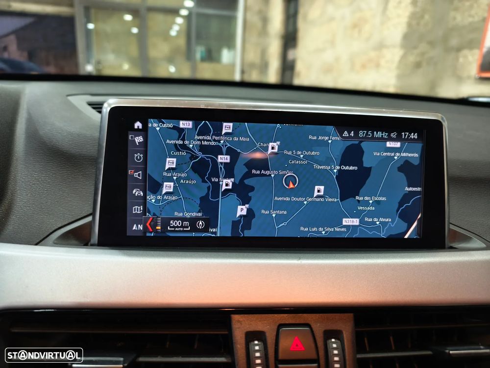 BMW X1 16 d sDrive Advantage - 17