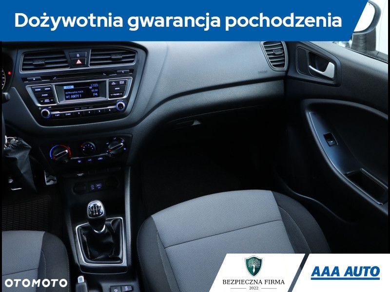 Hyundai i20 - 9