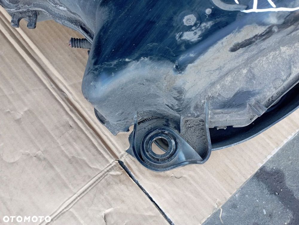 VW TOURAN 5TA III 3 2.0 TDI ZBIORNIK ADBLUE 5QA131877C - 2