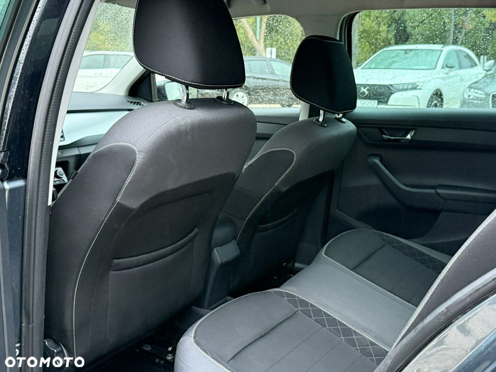 Skoda Fabia 1.0 Ambition - 11