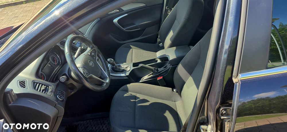 Opel Insignia 2.0 CDTI - 12
