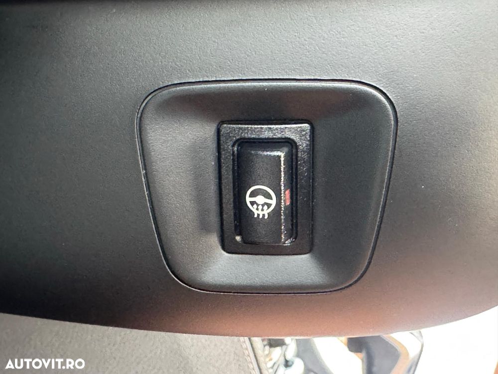 BMW Seria 2 220d Aut. Luxury Line - 33