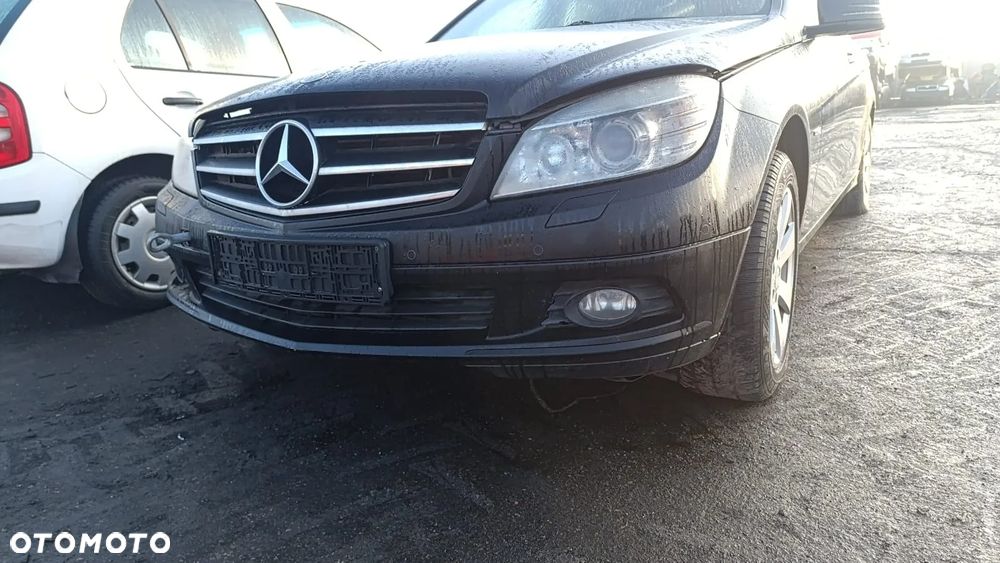 35535 mercedes w204 2010r 2.2 CDI 651.911 170 km na części skrzynia 722646 lakier 197 - 30