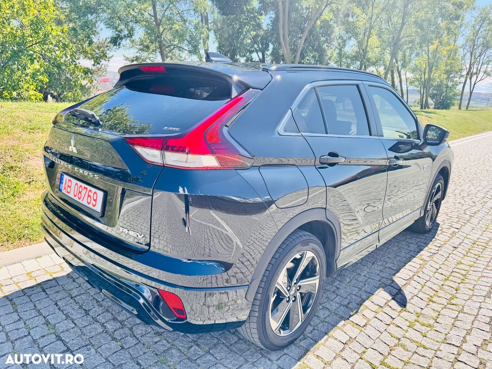 Mitsubishi Eclipse-Cross Plug-In Hybrid 4WD Plus Select - 15