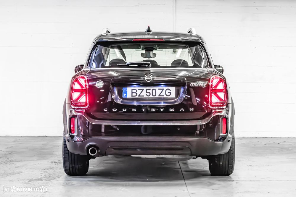 MINI Countryman Cooper SE ALL4 Classic Auto - 6