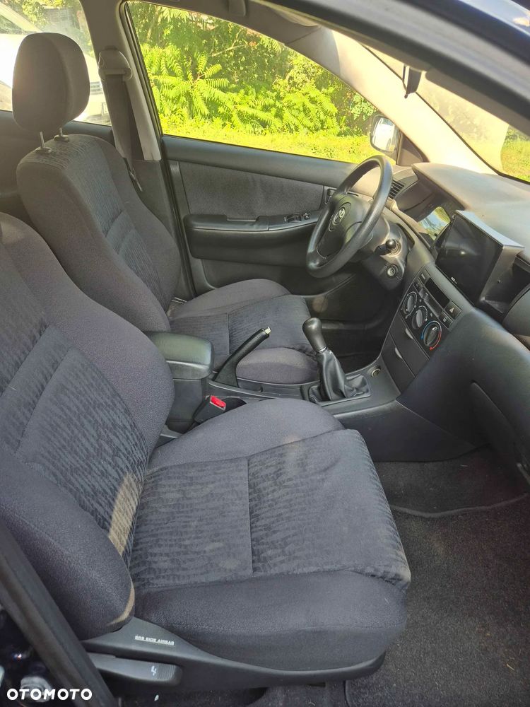 Toyota Corolla 1.6 VVT-i Sol - 16