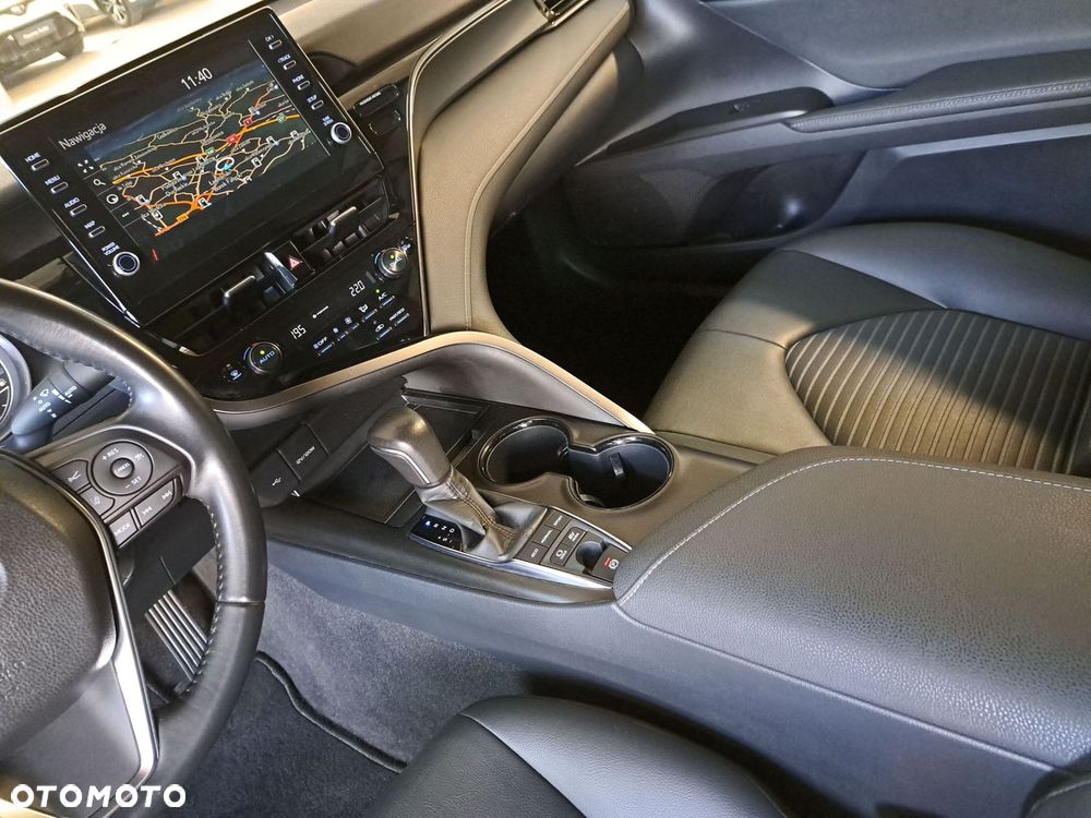 Toyota Camry 2.5 Hybrid Prestige CVT - 29