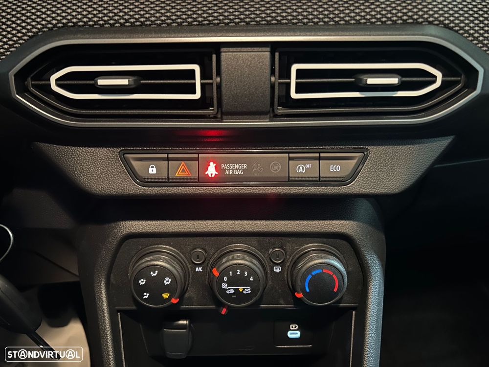 Dacia Sandero 1.0 ECO-G Expression Bi-Fuel - 27