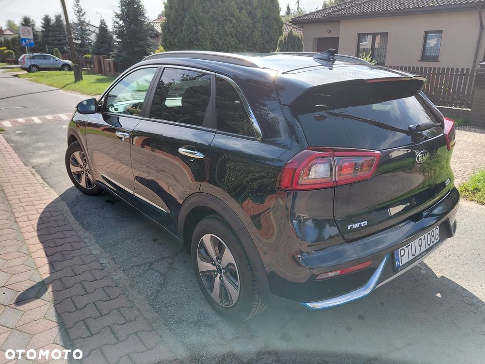 Kia Niro 1.6 GDI Plug-in Hybrid L Business Line - 3