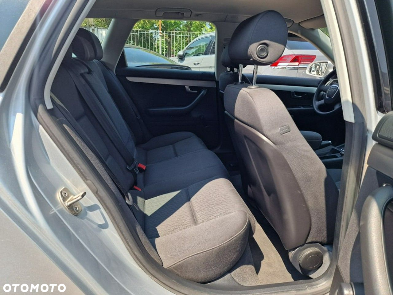 Audi A4 Avant 2.0 TDI - 22