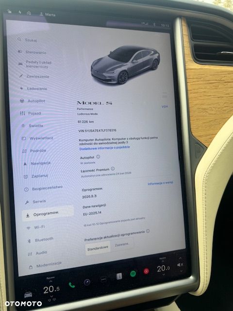Tesla Model S Performance - 25