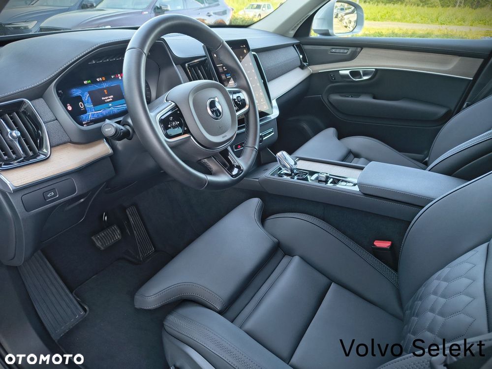 Volvo XC 90 - 25