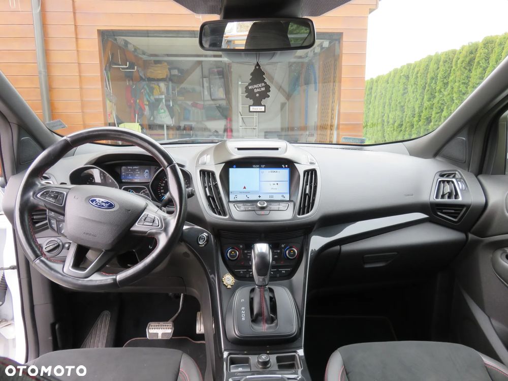 Ford Kuga 2.0 TDCi 4x4 ST-Line - 20