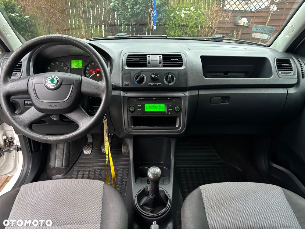 Skoda Fabia - 8