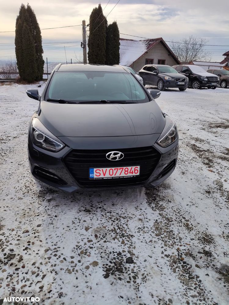 Hyundai i40 Kombi 1.7 CRDi DCT Premium - 1