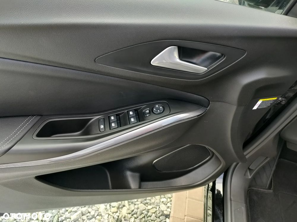 Opel Grandland X Plug-in-Hybrid 1.6 DI Start/Stop Ultimate - 10