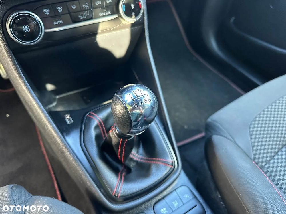 Ford Fiesta 1.0 EcoBoost S&S ST-LINE - 7