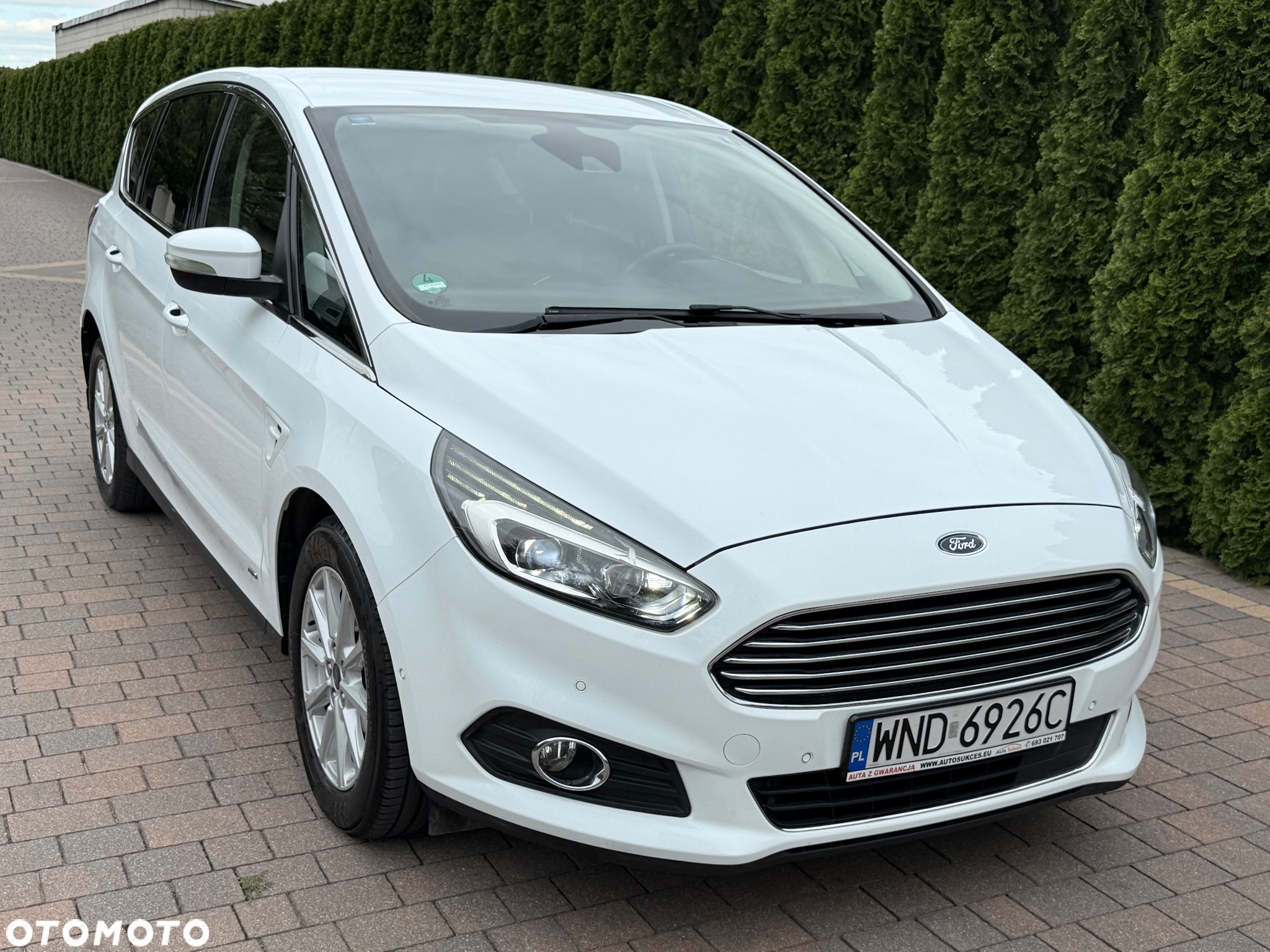 Ford S-Max 2.0 TDCi 4WD Titanium PowerShift - 36