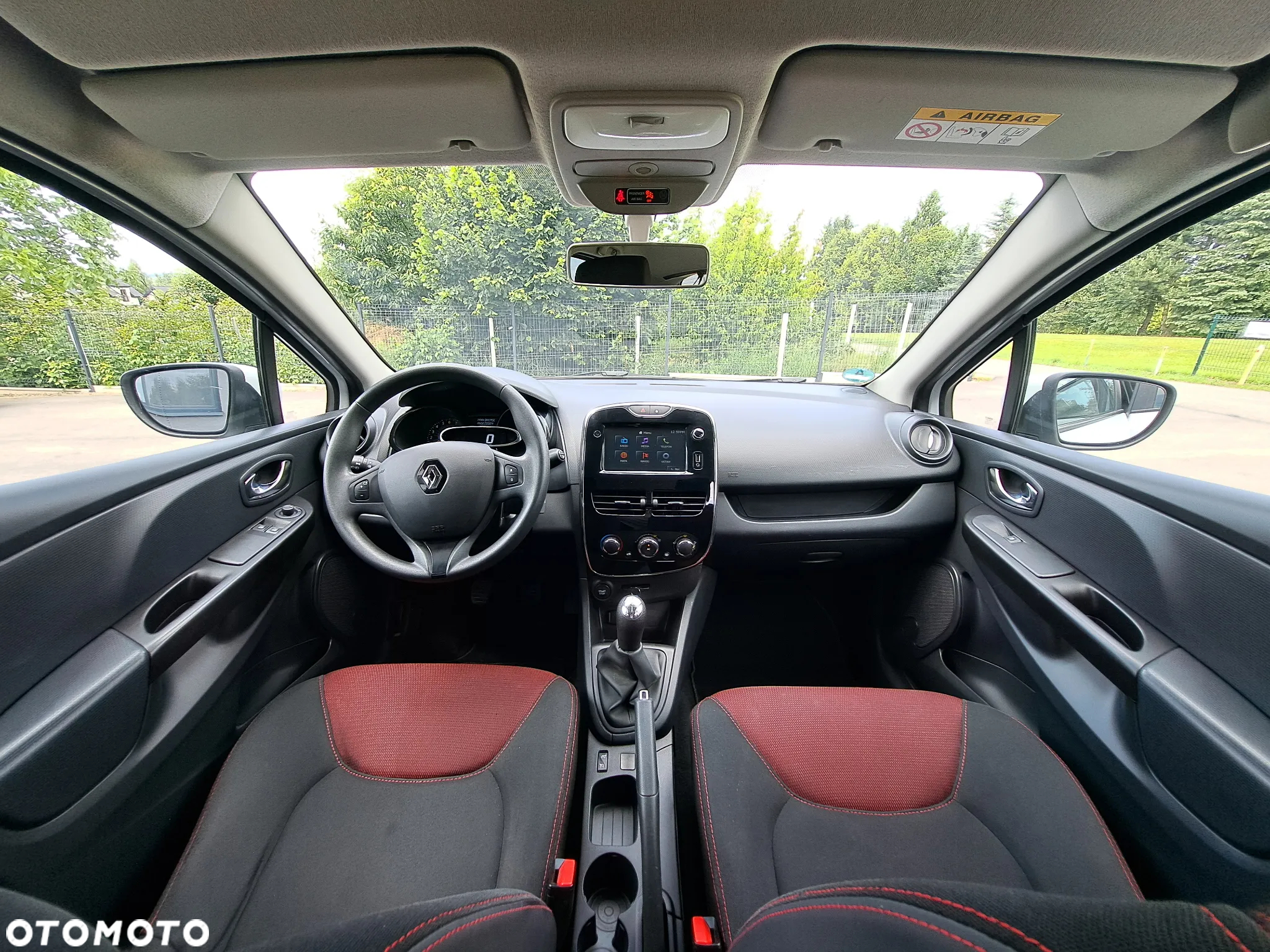 Renault Clio 1.2 16V Limited - 19
