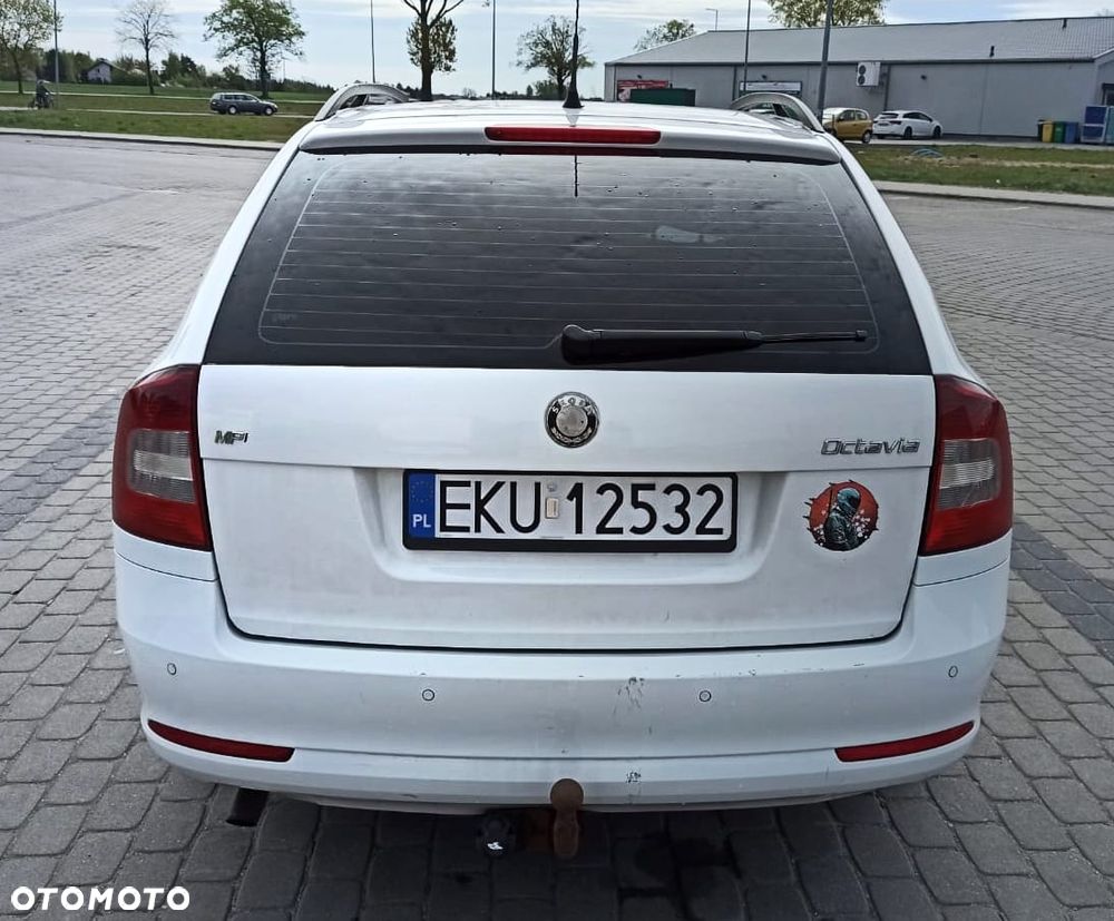 Skoda Octavia 1.6 Mint - 9