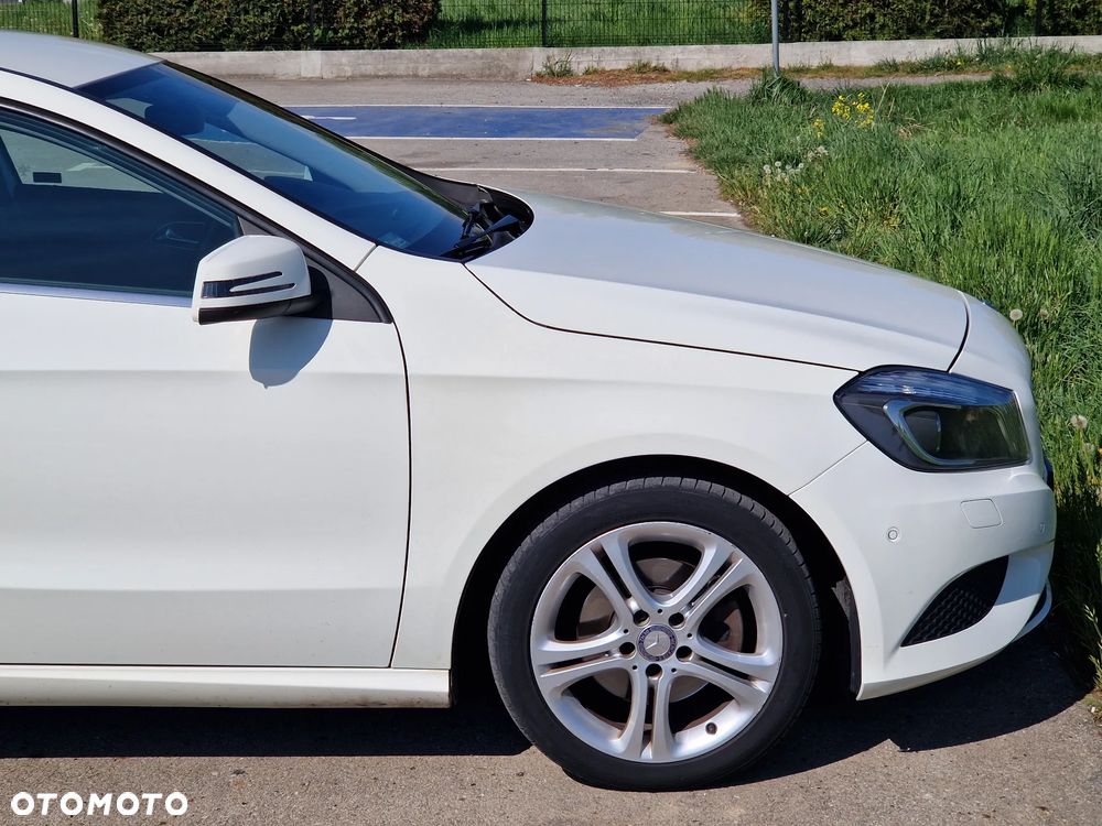 Mercedes-Benz Klasa A 180 7G-DCT Urban - 10
