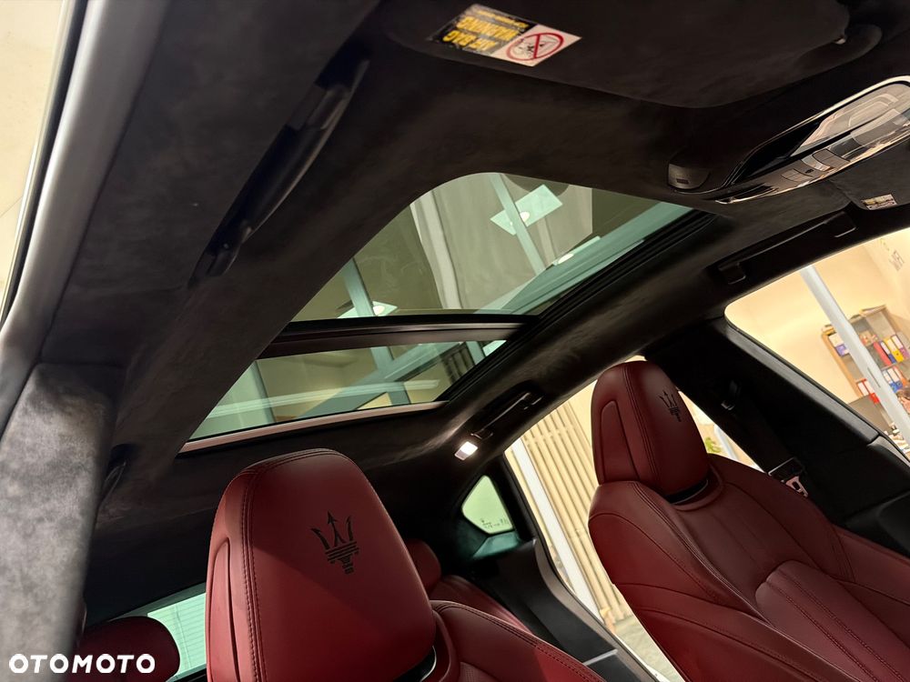 Maserati Levante - 37