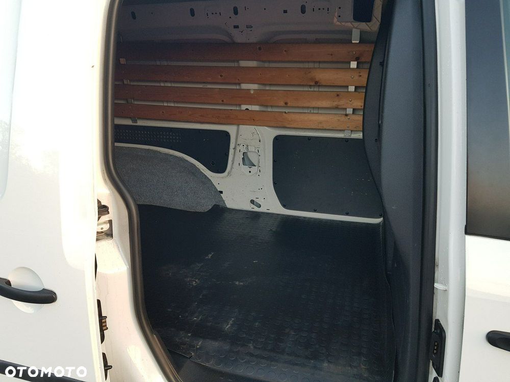 Volkswagen Caddy - 12