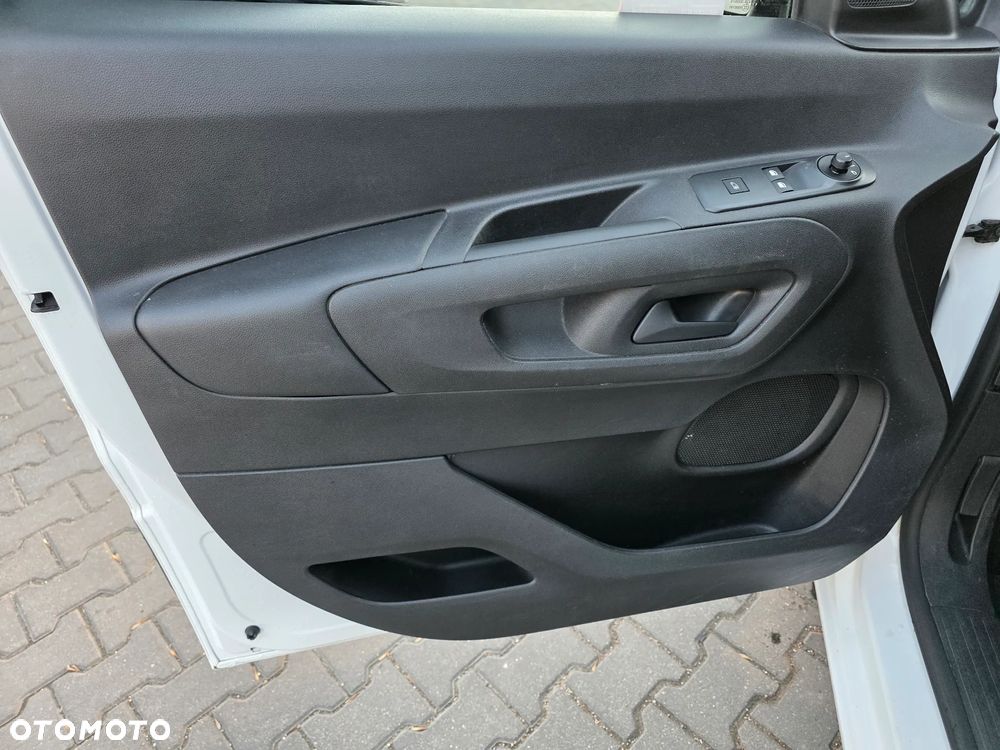 Toyota Proace City - 19