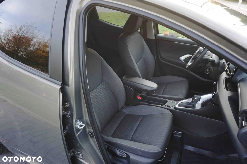 Toyota Yaris Hybrid 1.5 Style - 19