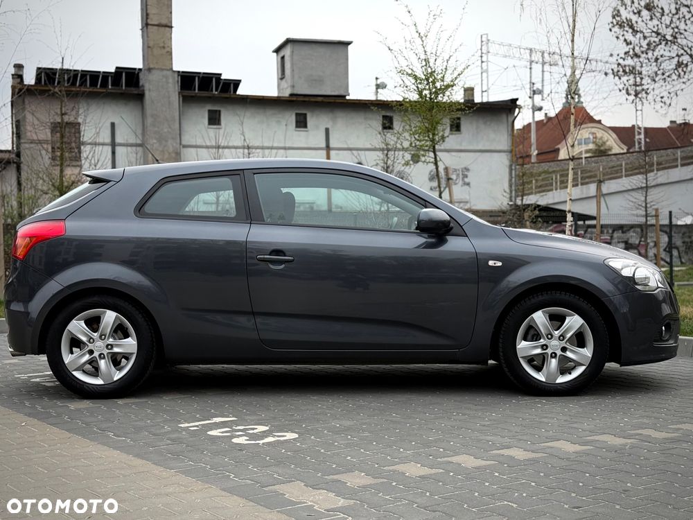 Kia ProCeed 1.4 CVVT Edition 7 - 9
