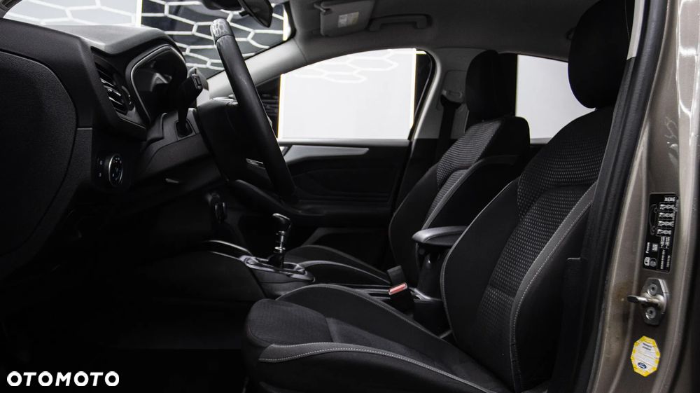 Ford Focus 1.0 EcoBoost Trend Edition - 13