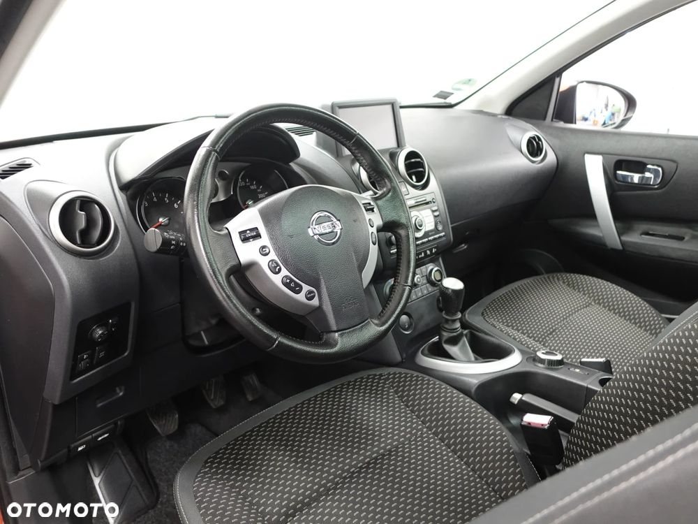 Nissan Qashqai 2.0 4 x 4 tekna - 19