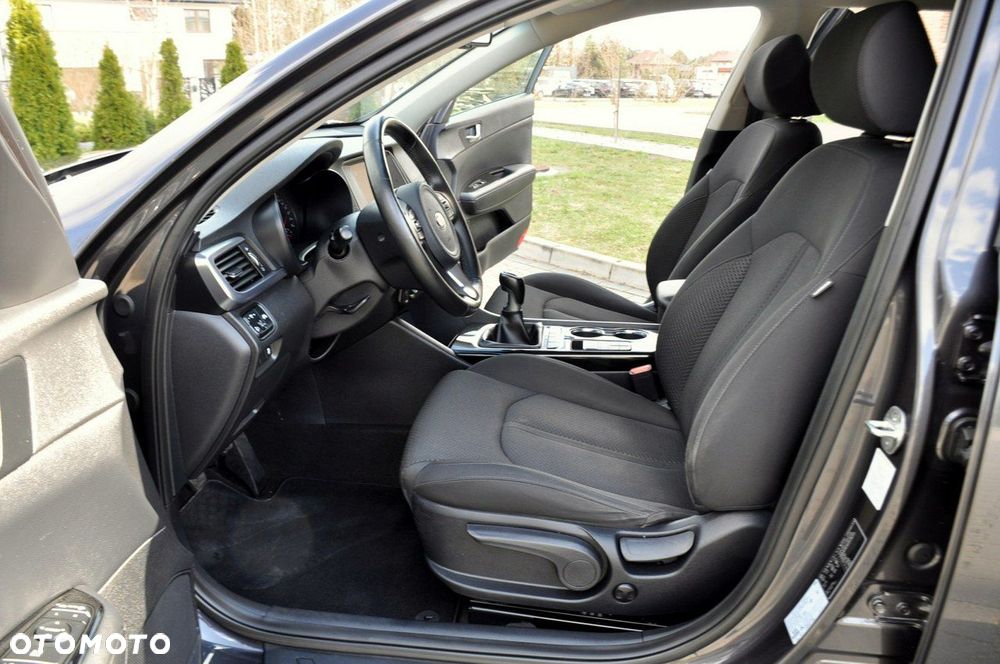 Kia Optima - 21