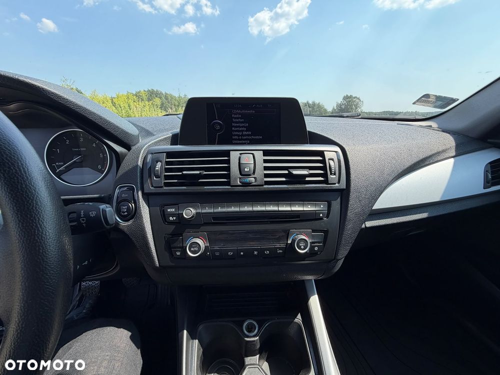 BMW Seria 1 116d EfficientDynamics Sport Line - 13