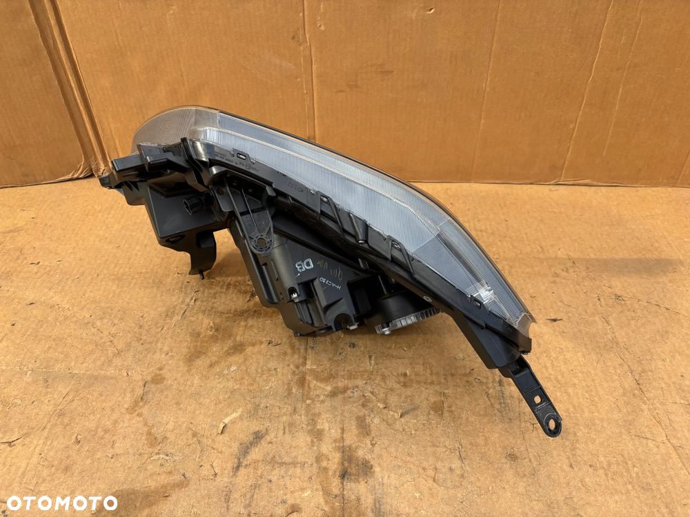 Nissan Navara D23 IV NP300 Oryginalna Lampa Europejska Full Led Prawa Przednia 26010-5JT1A 26010 Cała Ładna 2568704300 - 5