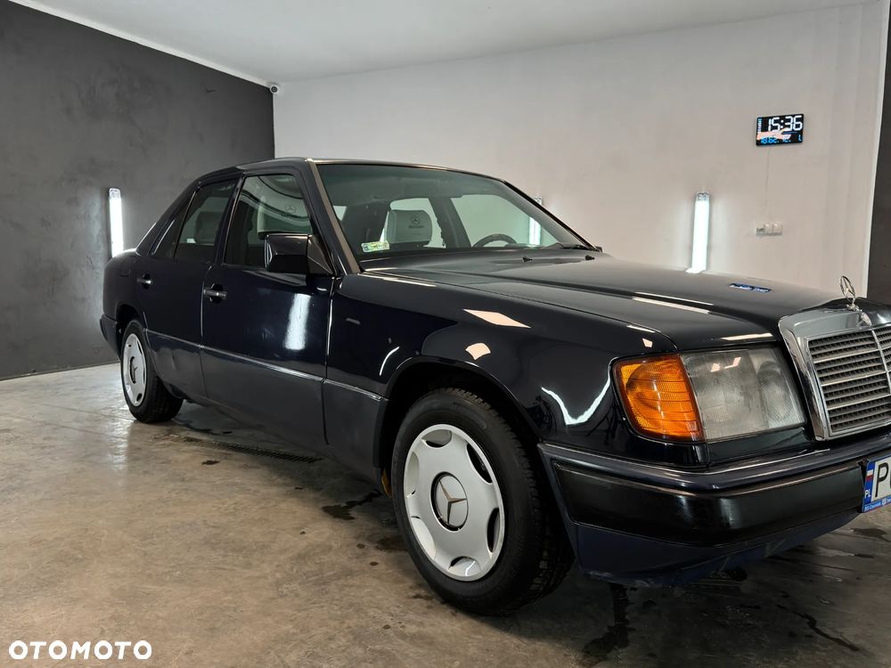 Mercedes-Benz W124 (1984-1993) - 10