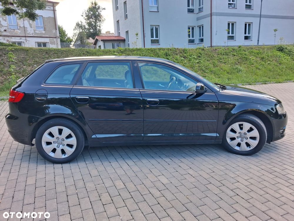 Audi A3 Sportback 1.2 TFSI Attraction - 6