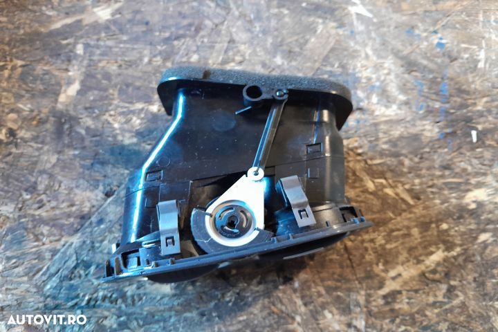 Grila ventilatie bord dreapta 5N0819704A 5N0819704A Volkswagen VW Gol - 2