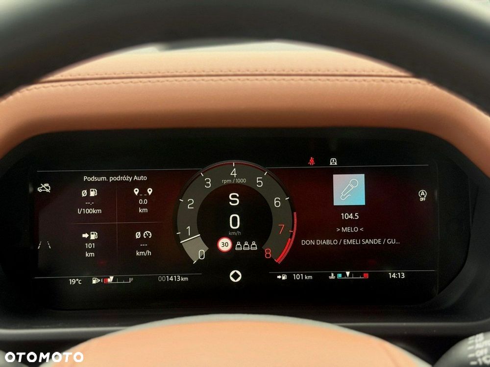 Land Rover Defender - 19