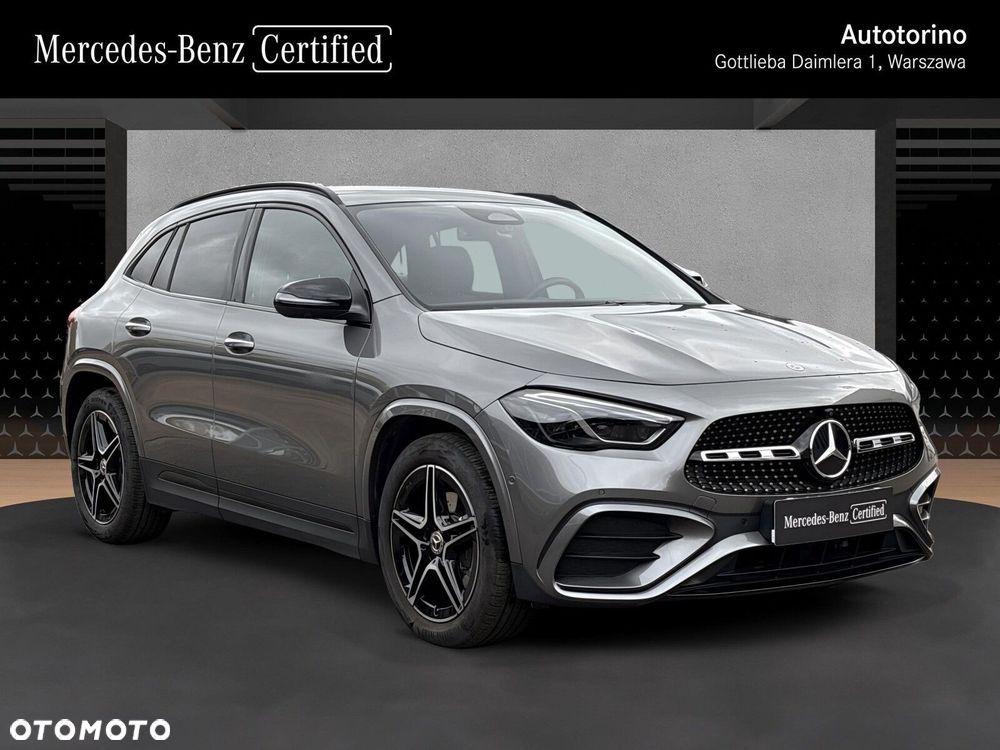 Mercedes-Benz GLA - 8